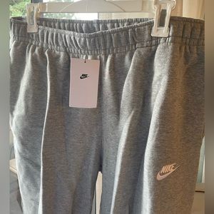 Nike tech fleece sweats